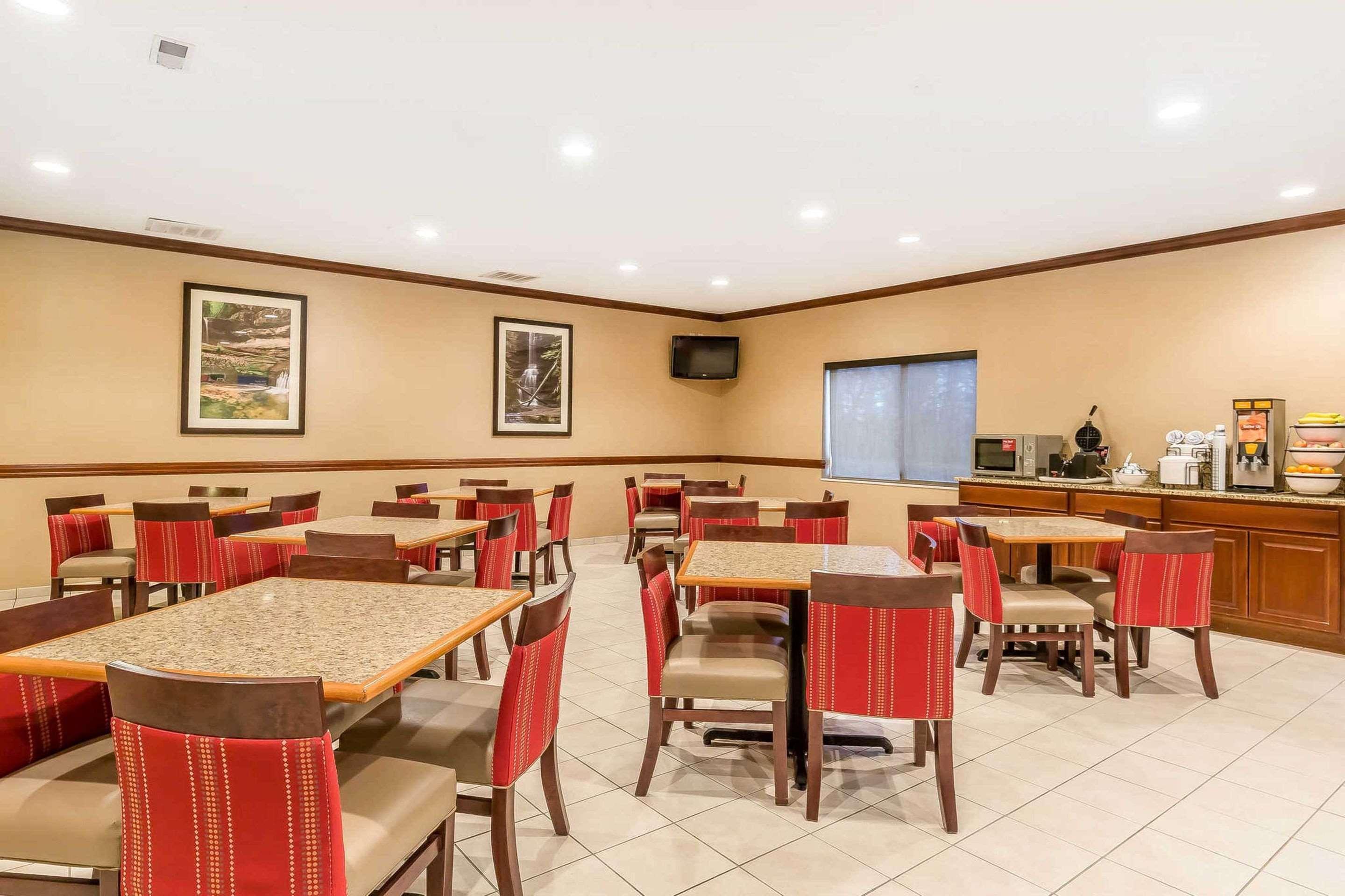 Comfort Inn & Suites East Moline Near I-80 Dış mekan fotoğraf