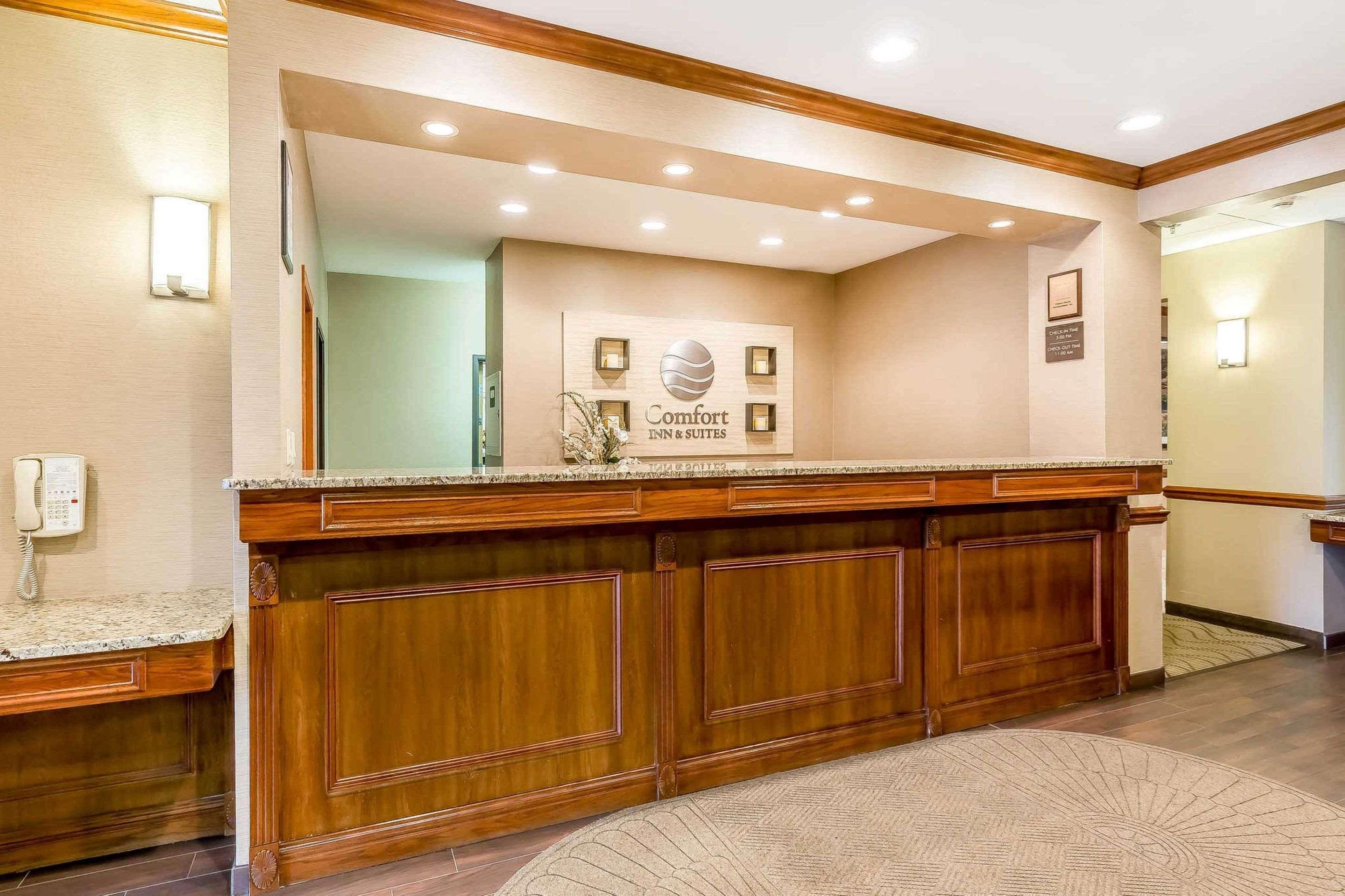 Comfort Inn & Suites East Moline Near I-80 Dış mekan fotoğraf