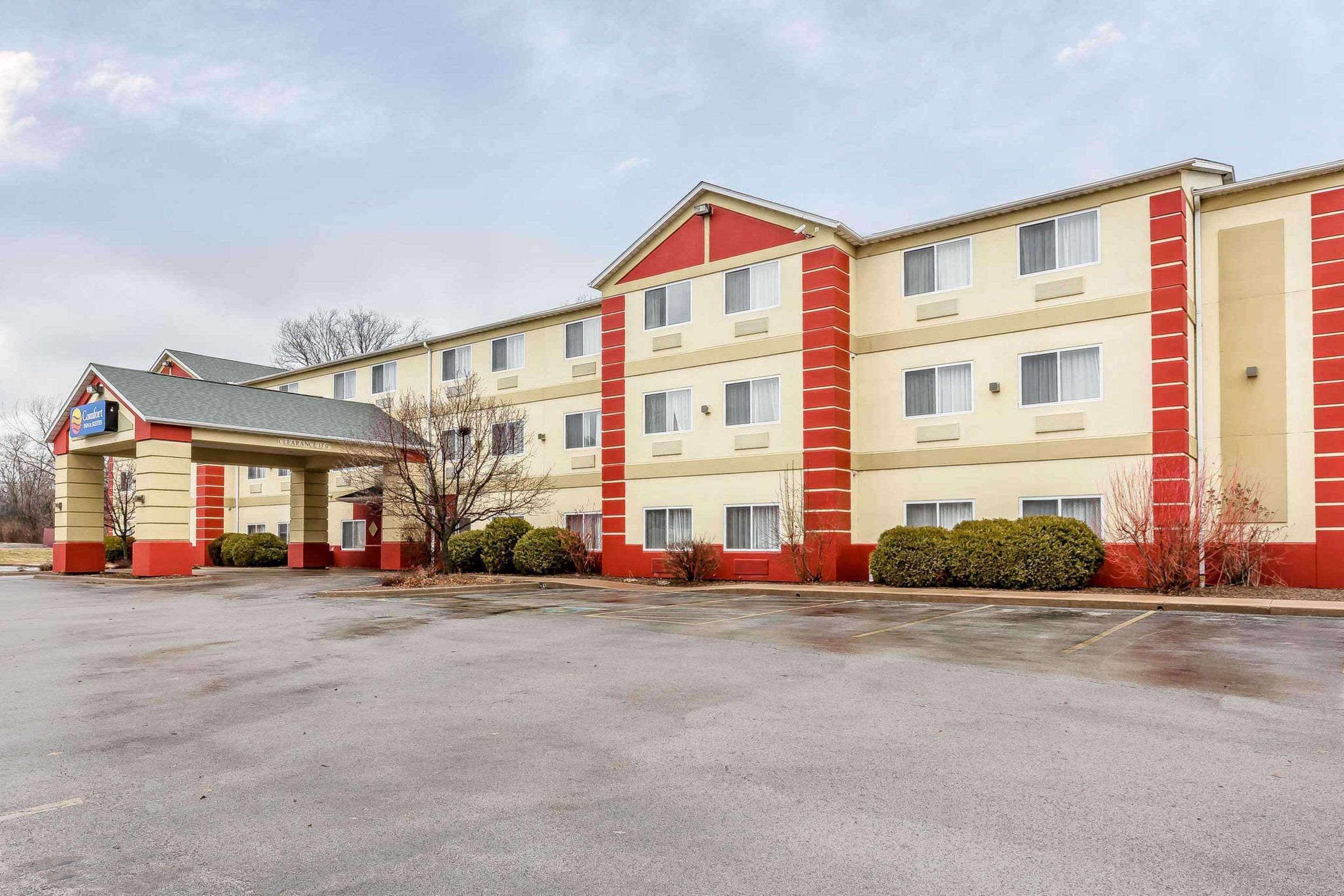Comfort Inn & Suites East Moline Near I-80 Dış mekan fotoğraf