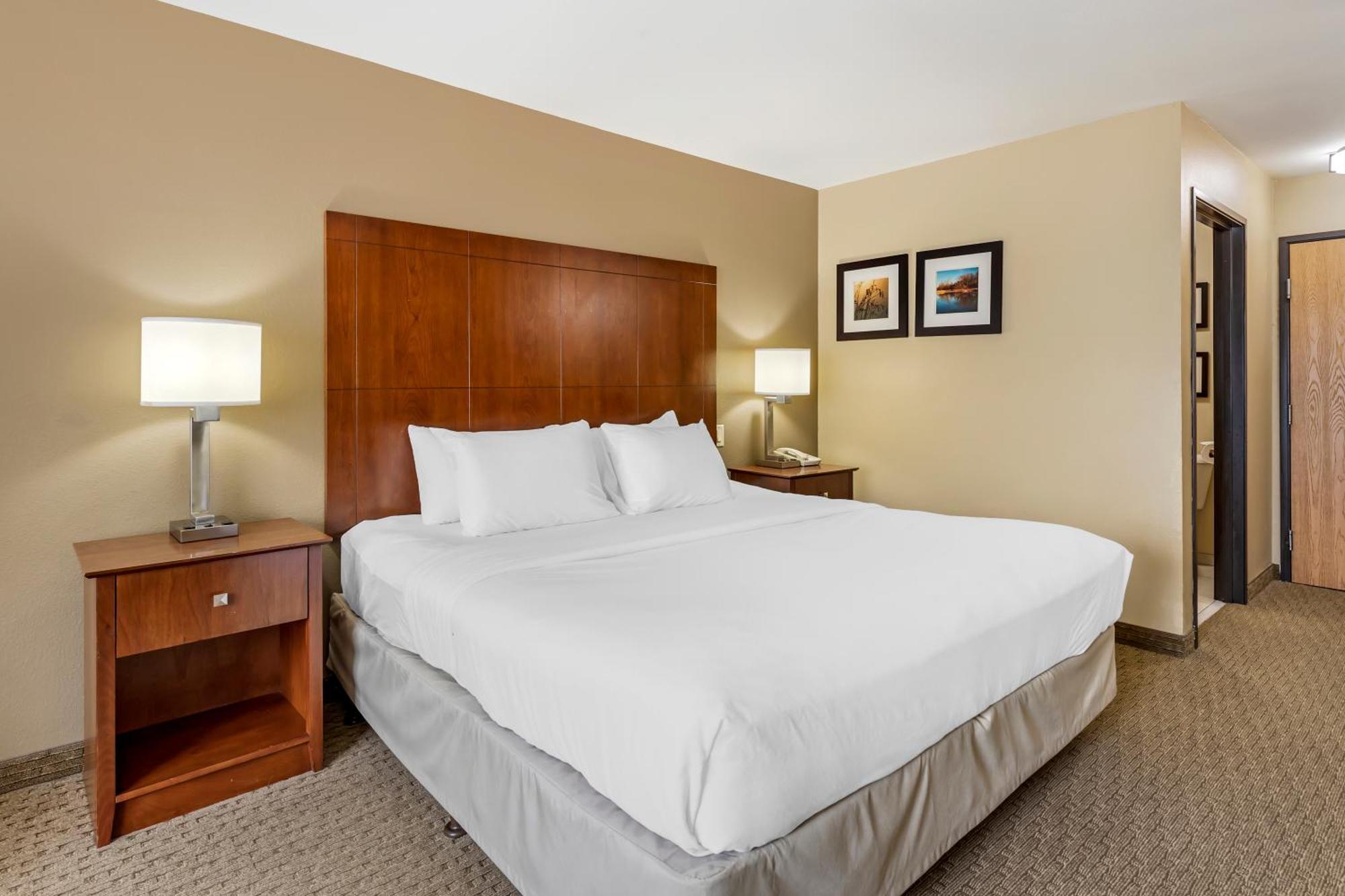 Comfort Inn & Suites East Moline Near I-80 Dış mekan fotoğraf